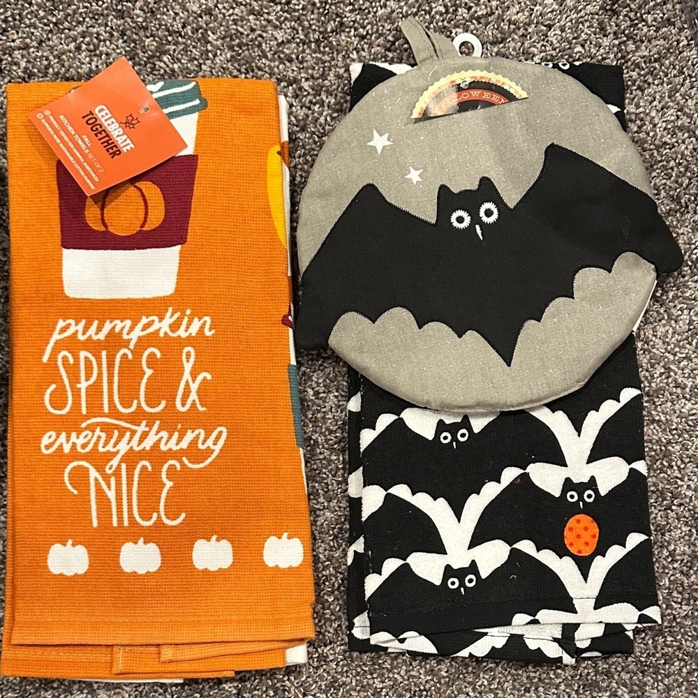 Halloween Kitchen Towels